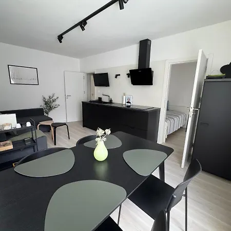 Summer Apartment