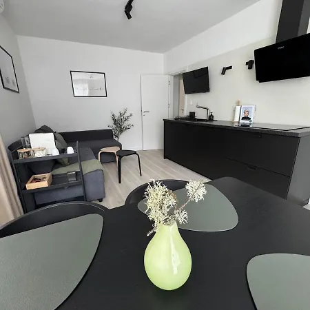 Apartment Summer