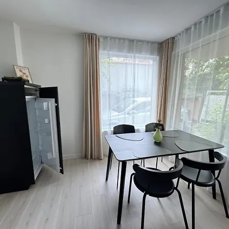 Apartment Summer